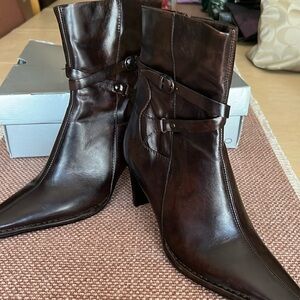 New Aldo boots with tags. Originally $140.00, I paid $120.00.